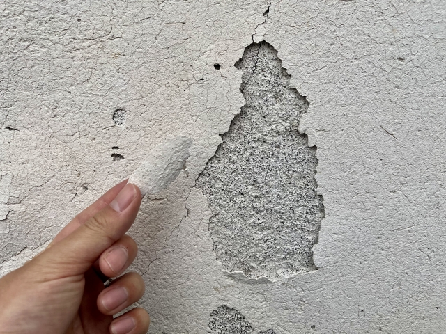 【千葉県版】外壁がひび割れしやすい理由とは？地域特性を見極めたRESIAの診断対応を解説