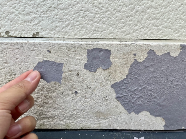 外壁の剥がれや浮きの原因